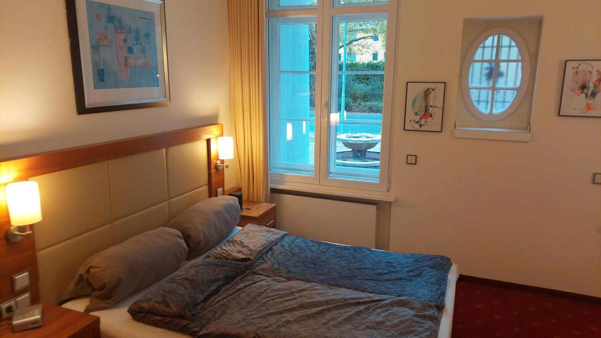 Die Villa, Zimmer 26, Dz Leverkusen Luaran gambar